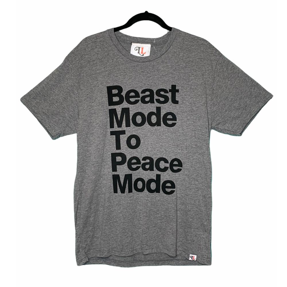 The Let Love Collection Gray Soft Trendy Graphic T-Shirt Size XL